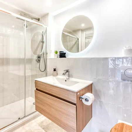 公寓 De Luxe Avec Jacuzzi, Vue Montagne Et Jardin *