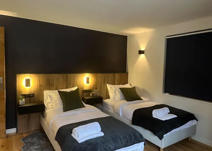 Apartman De Luxe Avec Jacuzzi, Vue Montagne Et Jardin