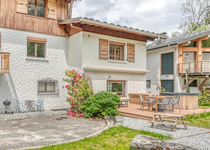 De Luxe Avec Jacuzzi, Vue Montagne Et Jardin Apartman