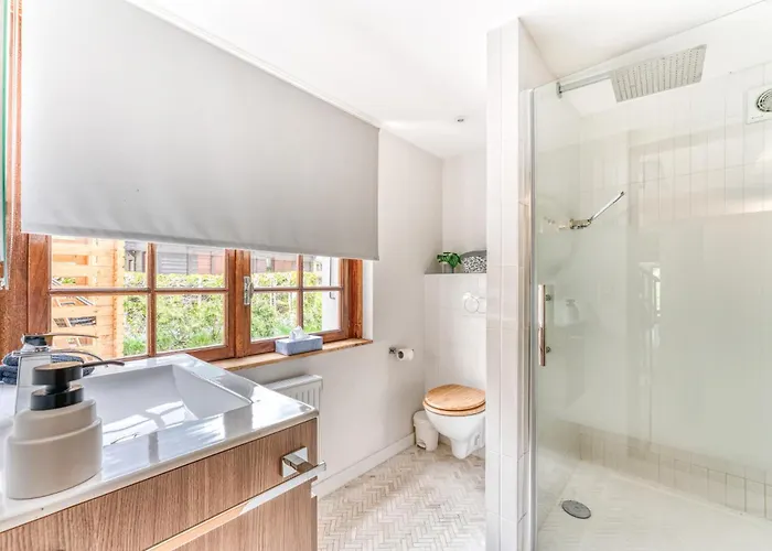 De Luxe Avec Jacuzzi, Vue Montagne Et Jardin *