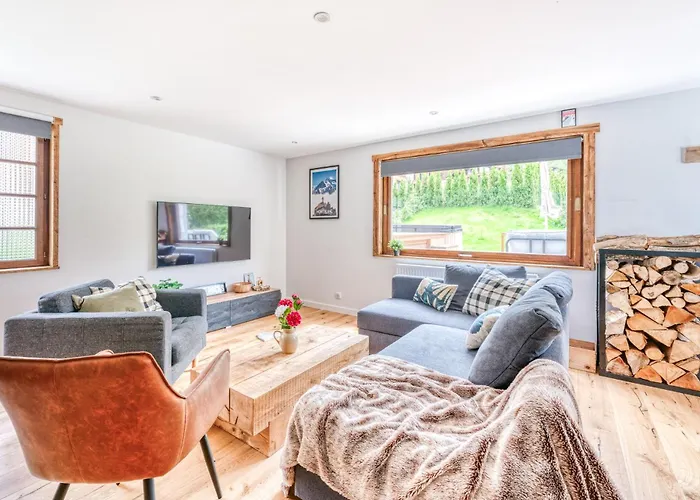 De Luxe Avec Jacuzzi, Vue Montagne Et Jardin