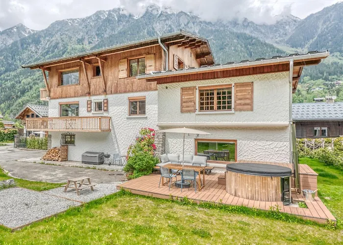 De Luxe Avec Jacuzzi, Vue Montagne Et Jardin Apartman *