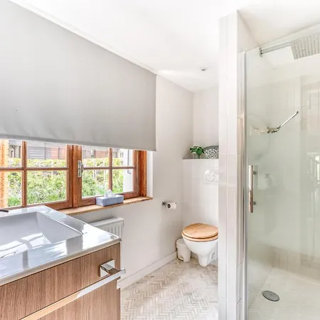 De Luxe Avec Jacuzzi, Vue Montagne Et Jardin *